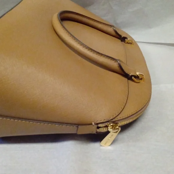 Michael Kors Dome Satchel w Handles and Crossbody Strap - Picture 4 of 8
